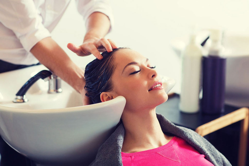 Beauty Salon Small Business Ideas in Hyderabad, India