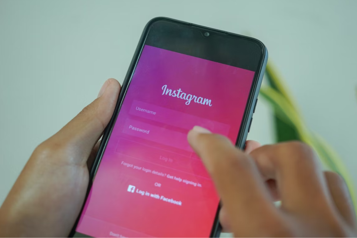 How to Link Instagram to Facebook