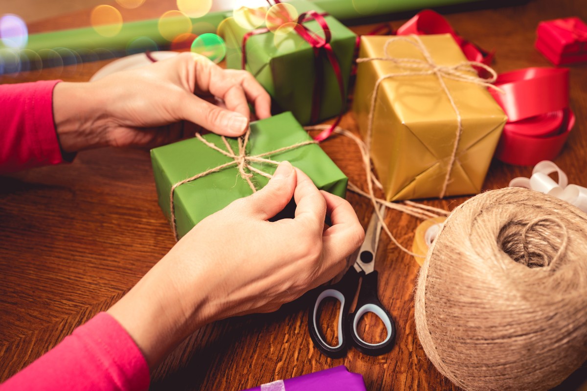 Offer Gift Wrapping Services Holiday Side Hustles