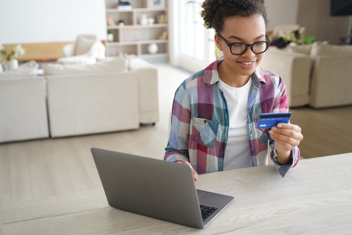 47% of teenagers reported eCommerce fraud in 2020.