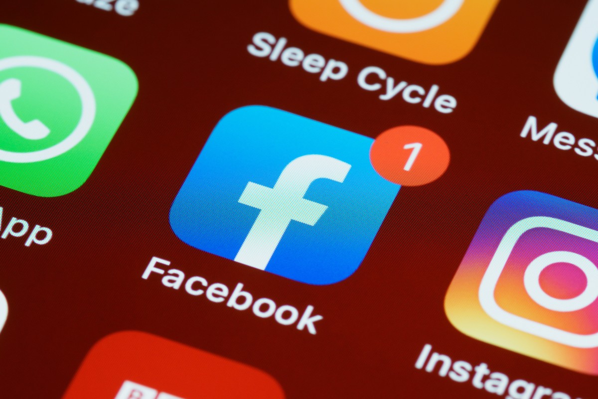 Snapchat Emojis vs Other Social Media Platforms
