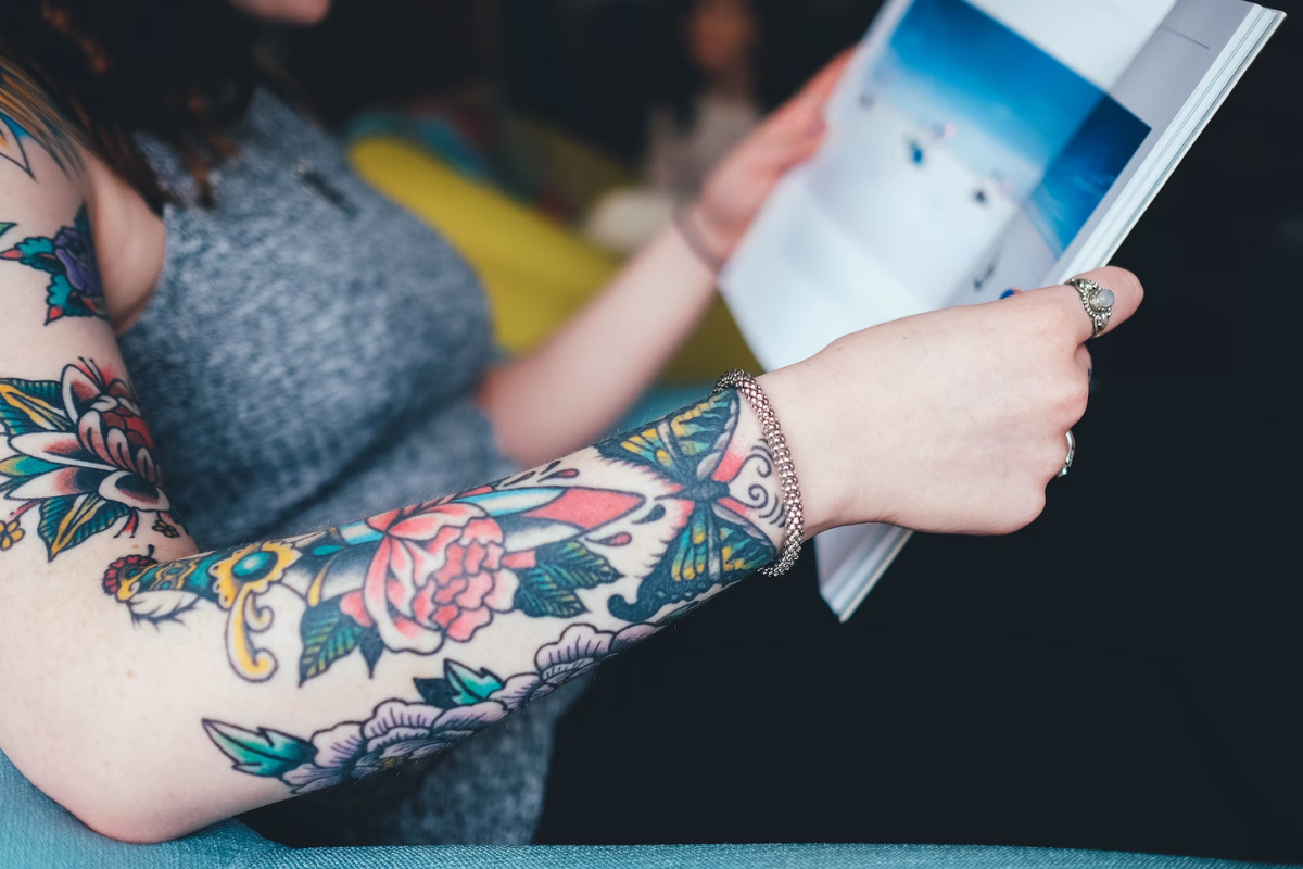 38% of women have at least one tattoo