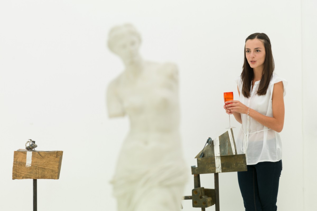 museum curator Best Jobs Where You Work Alone