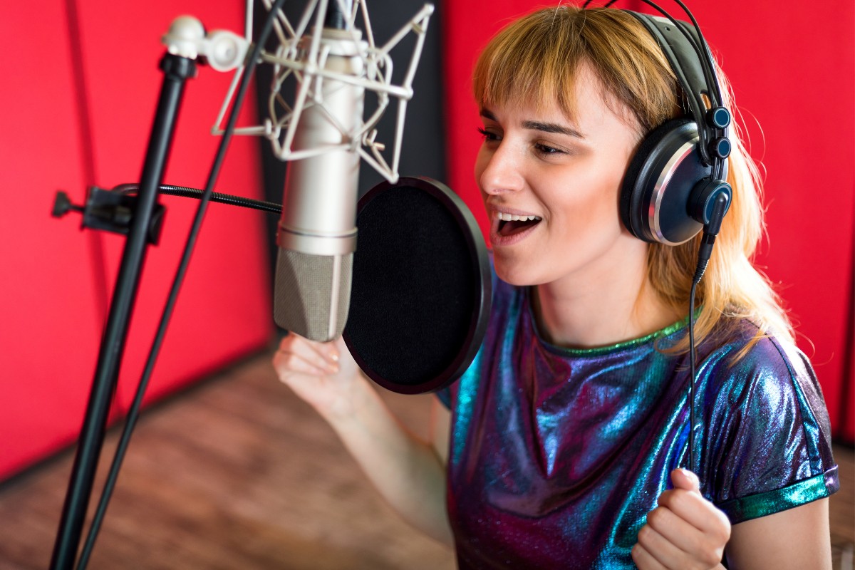 Voice-Over Work How to Make 3000 a Day